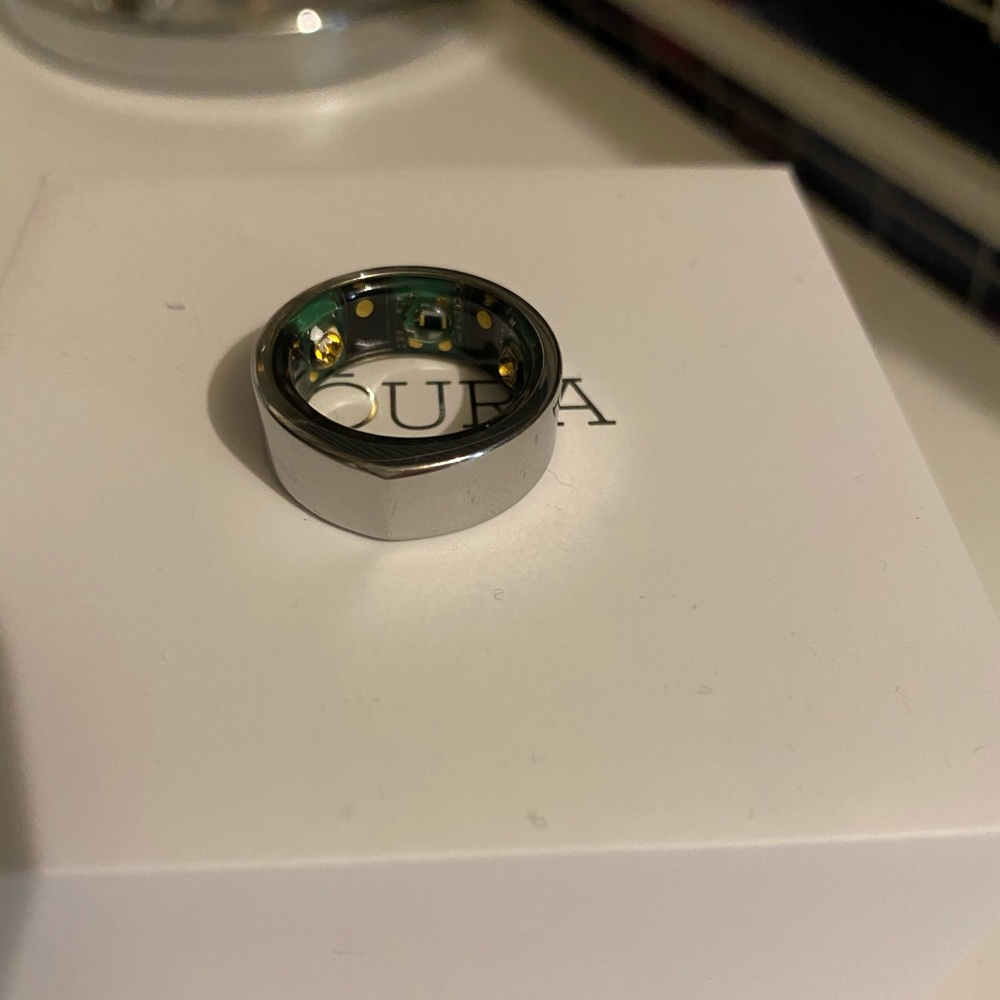 Silver Oura ring size 7 gen 1
